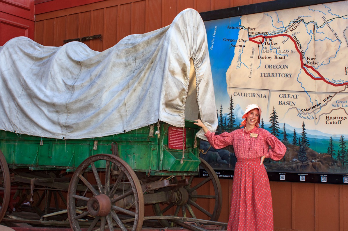 Covered wagon from the End of the Oregon Trail Interpretive Center