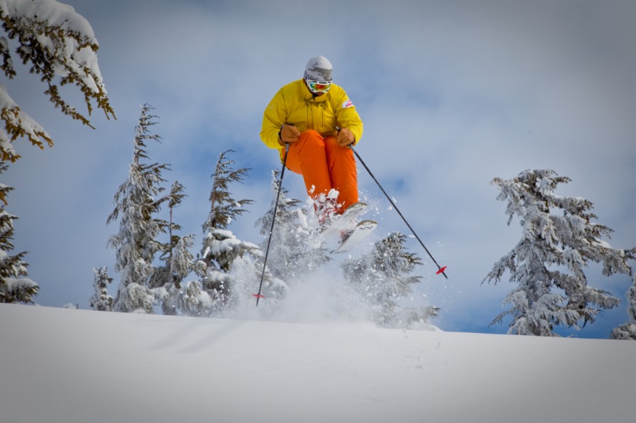 Timberline Ski Area, Mt Hood, Skiing Backcountry