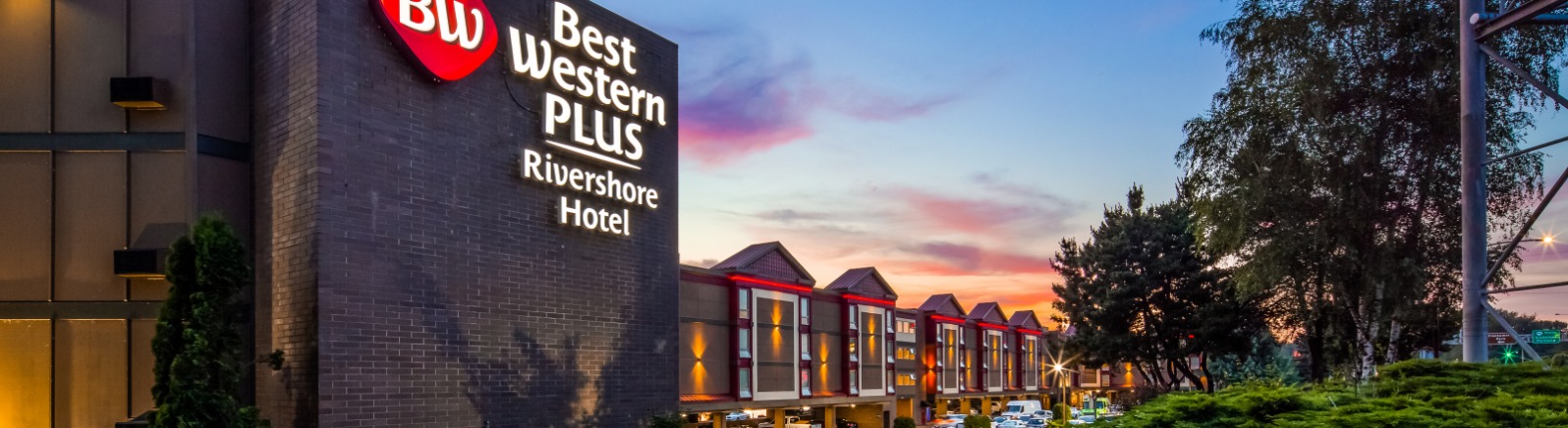 BW Rivershore Hotel Exterior
