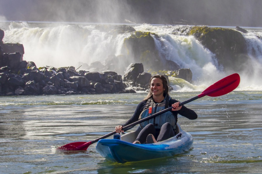 Kayaker in front of Willamette Falls
