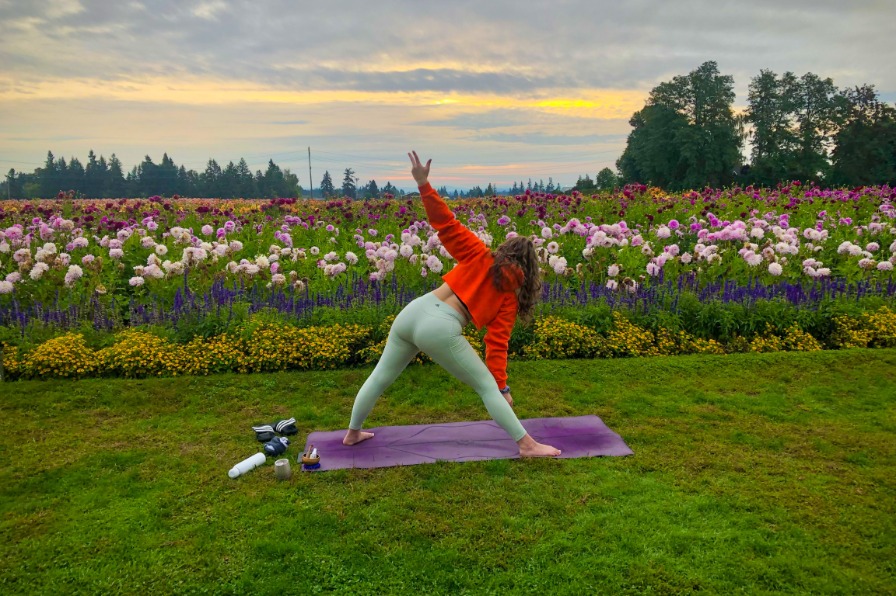 Yoga in dahlias