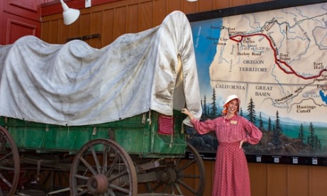 Covered wagon End of the Oregon Trail interpretive center