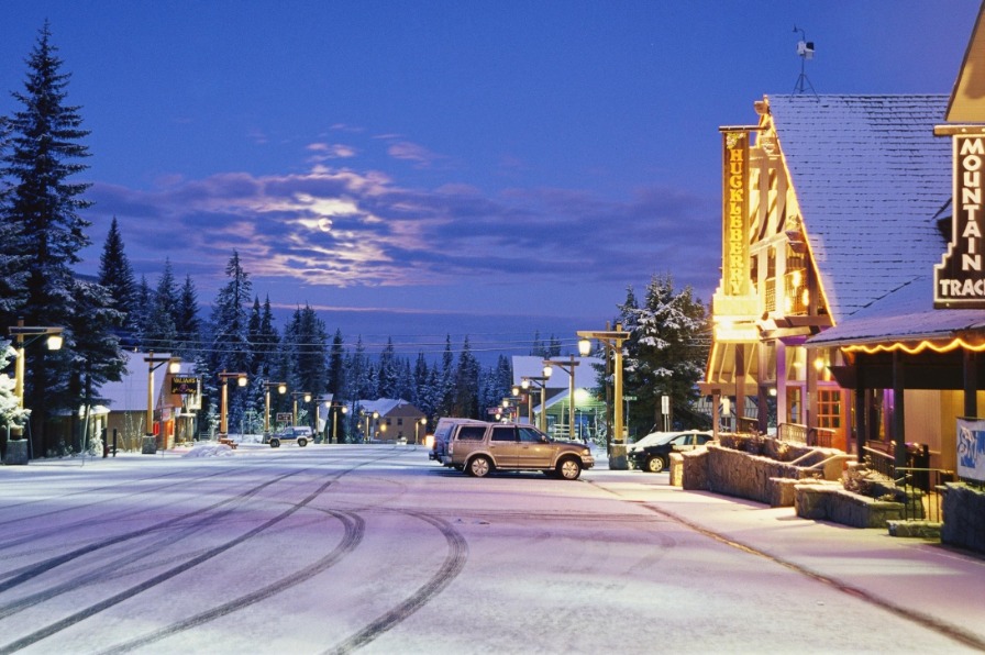 Fresh snow in Government Camp, Oregon
